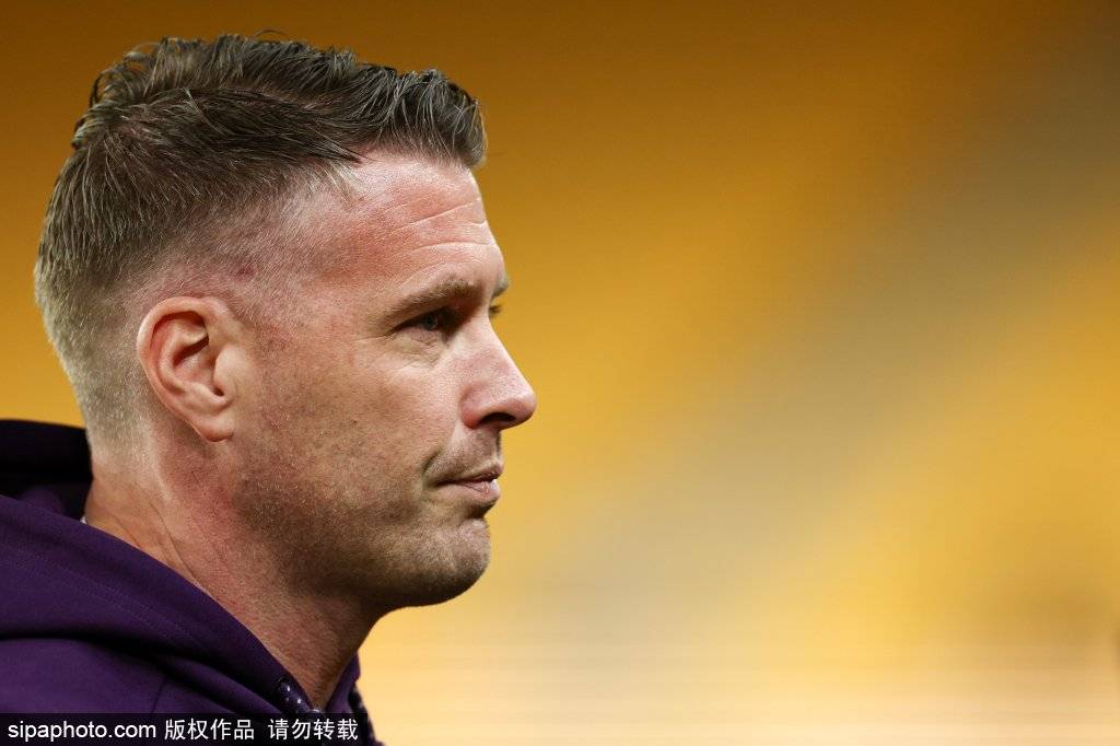 里奥·费迪南德怒斥阿莫林：别让梅努在曼联浪费青春！